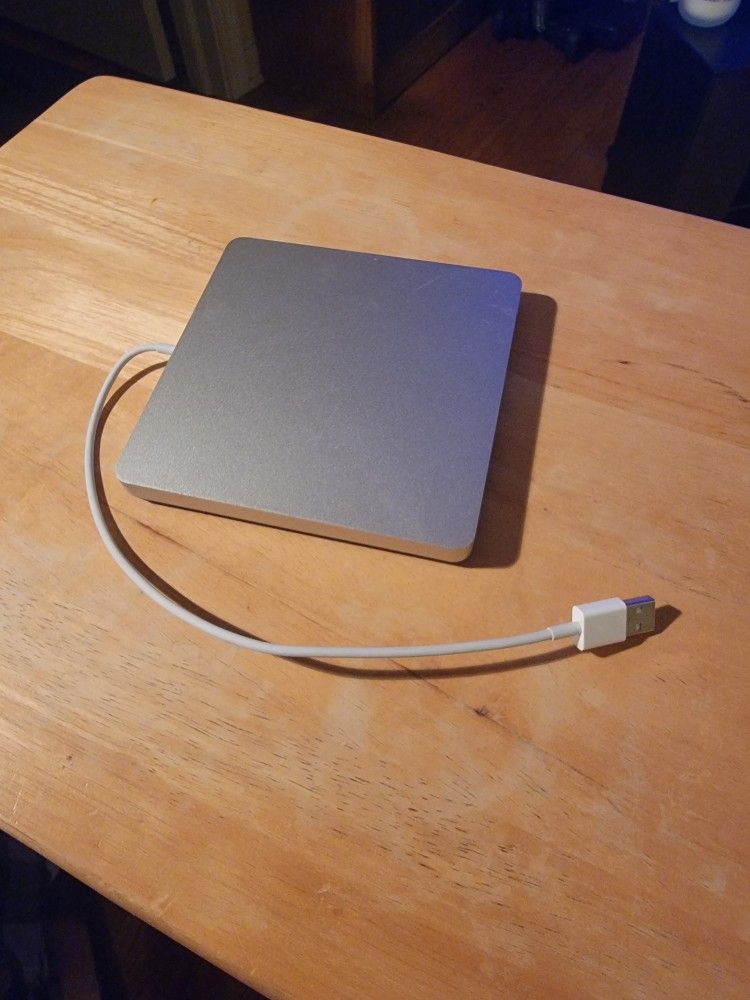 APPLE USB SUPERDRIVE EXTERNAL CD/DVD Drive