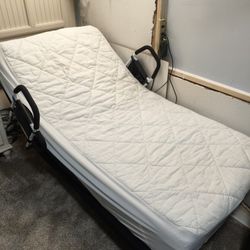 Like New Adjustable Twin Size Bed With New Mattress And Topper