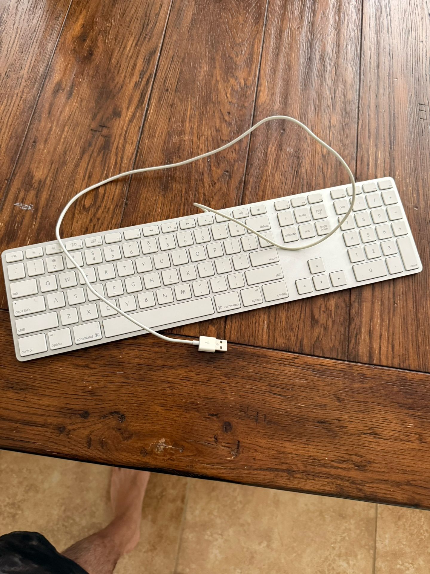 Apple Extended USB Wired Keyboard