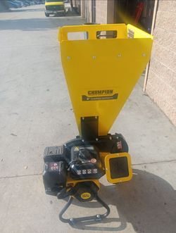 Champion 3-Inch Gas-Powered Wood Chipper