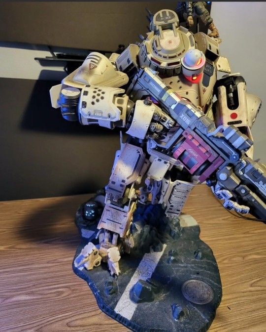 Titanfall Collector's Edition Statue Limited Edition