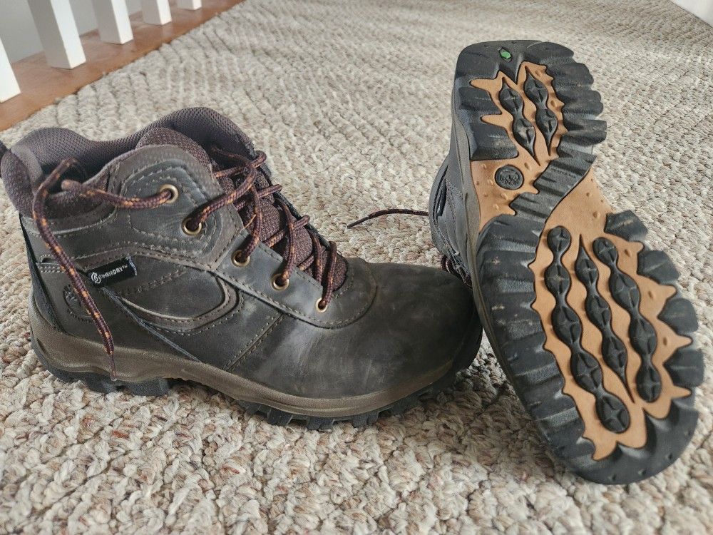 Timberland Boys Size 2