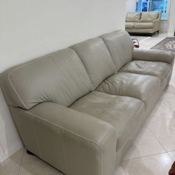 Leather Sofa In Good Condition 