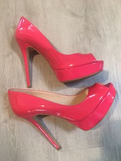 Pink Vince Camuto High Heels 8m (new)