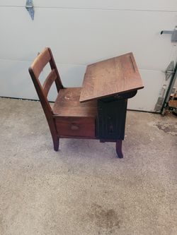 Vintage early 1900s Moulthrop Wooden & Black Iron Adjustable Child School Desk