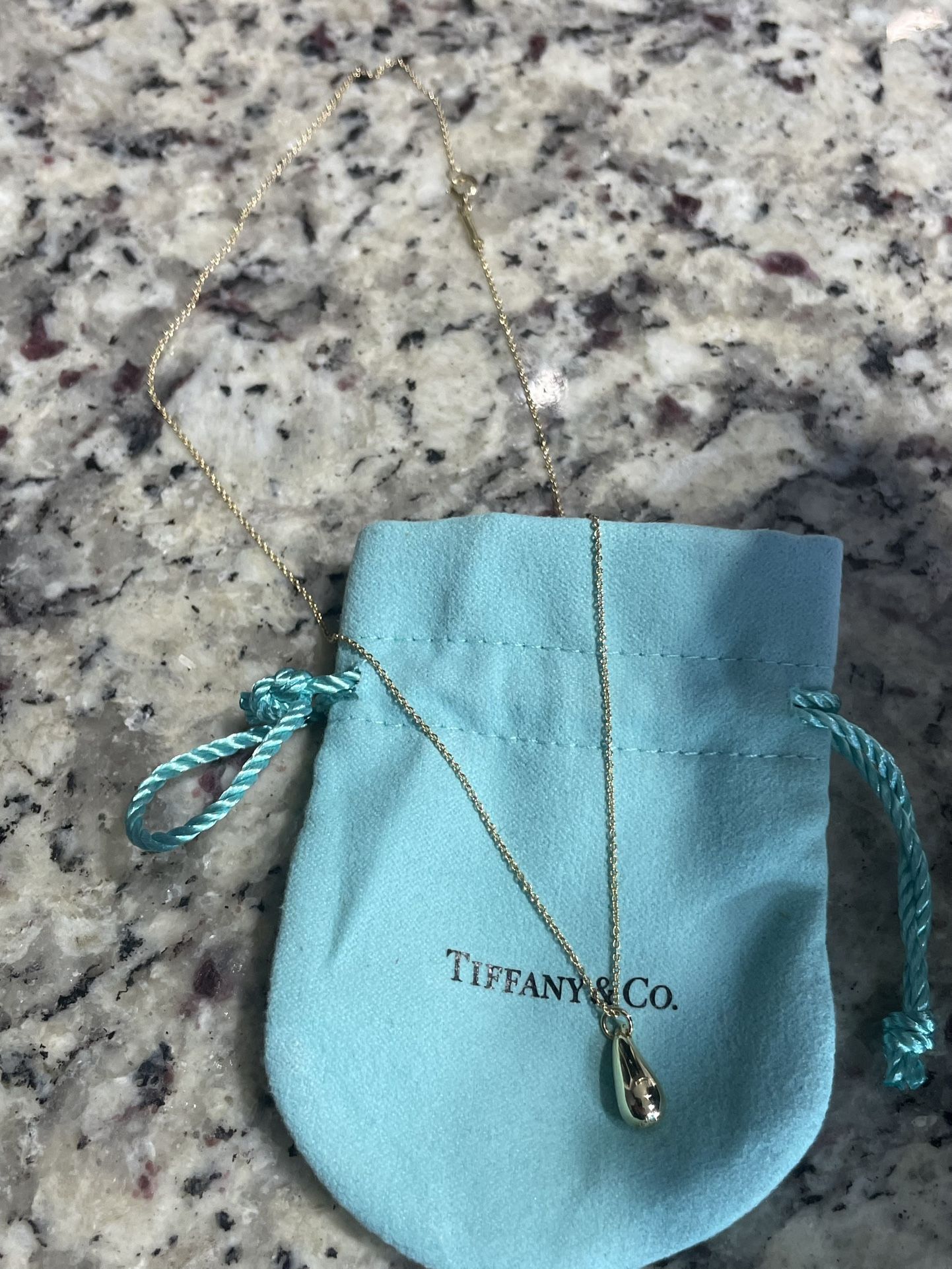 Tiffany & Co. Elsa Peretti 18K Gold Teardrop Pendant Necklace