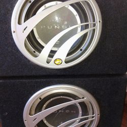 2 12 Rockford Fosgate P2s In Truck Box