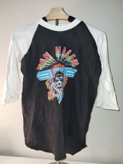 VAN HALEN RARE ORIGINAL VINTAGE  1982 "DIVER DOWN" BAND SHIRT MEDIUM *HOLE*