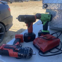 Snap-On Impact Gun 3/8 And 1/2 Two Batteries 14.4
