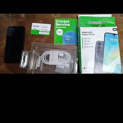 Samsung Galaxy A16 5G Cricket phone, SIM card & charging cable