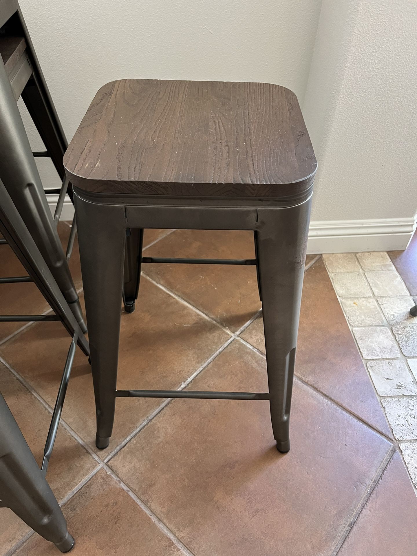 Barstools 24” Wood/metal
