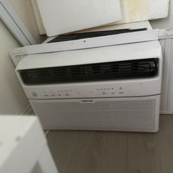 Toshiba Ac USed Once 
