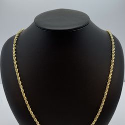 10K GOLD ROPE CHAIN. NEW.