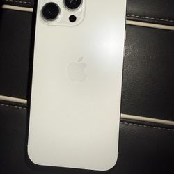 iPhone 16 Pro Max , Factory UNLOCKED 256Gb