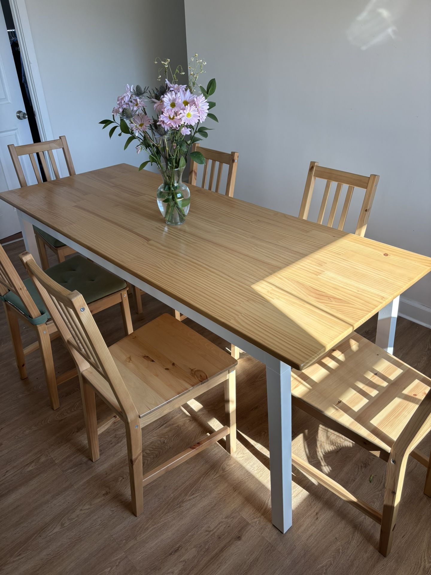 Table And Chairs