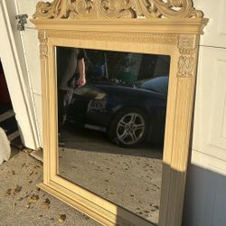 Pulaski/Good Companies Ornate Vintage Wall Mirror Vanity  