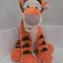Disney Parks Tigger 14" Plush 
