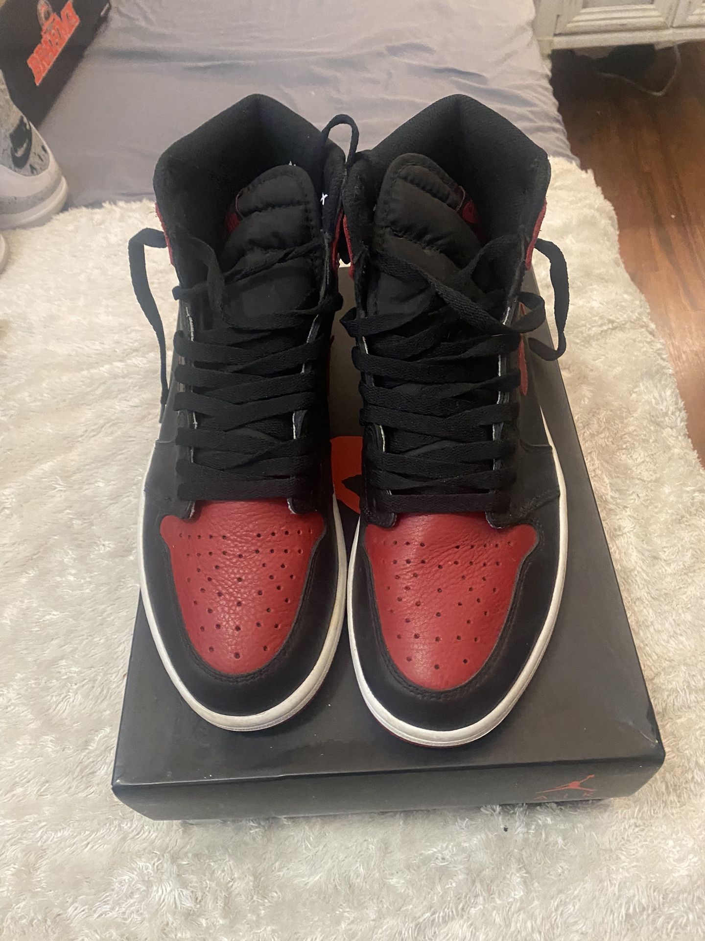 Air Jordan 1’s Banned (2016)