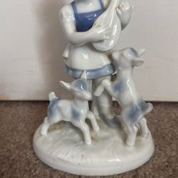 Gerold Porzellan Bavaria Porcelain Figurine