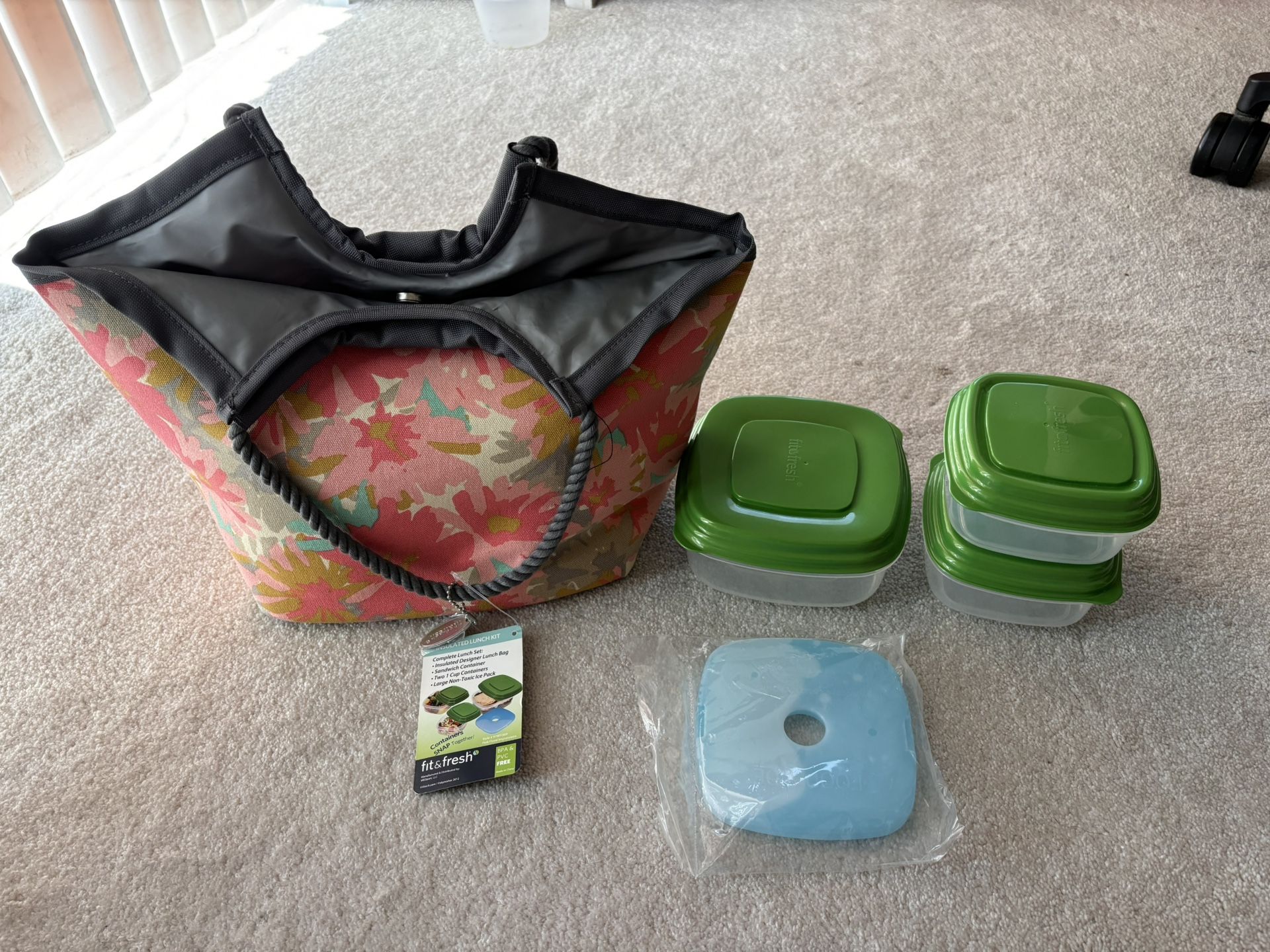 Fit & Fresh Bayside Chiller Lunch Bag - 3 Containers, Ice Pack & Floral bag