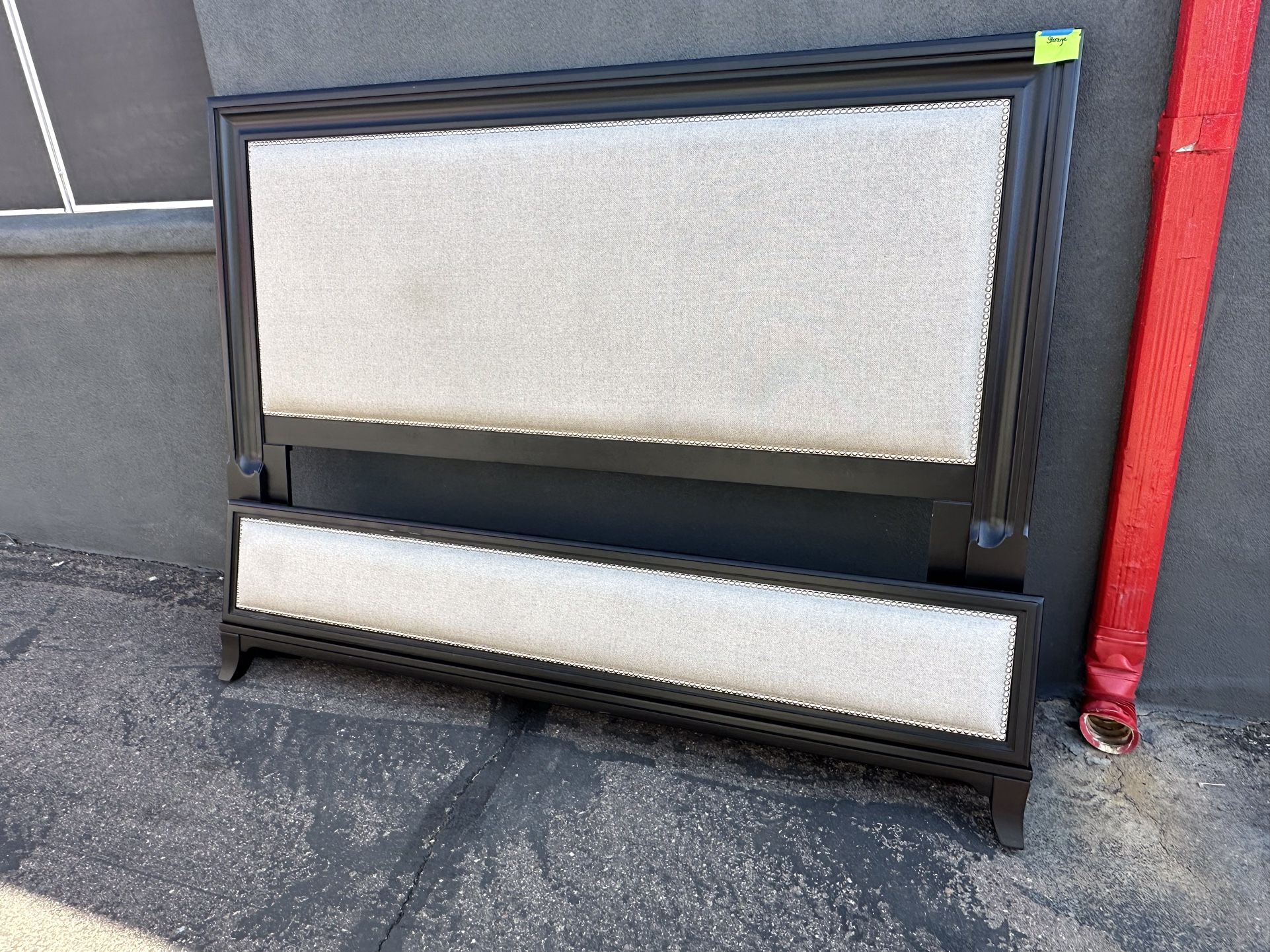 Thomasville Manuscript California King Bedroom Set