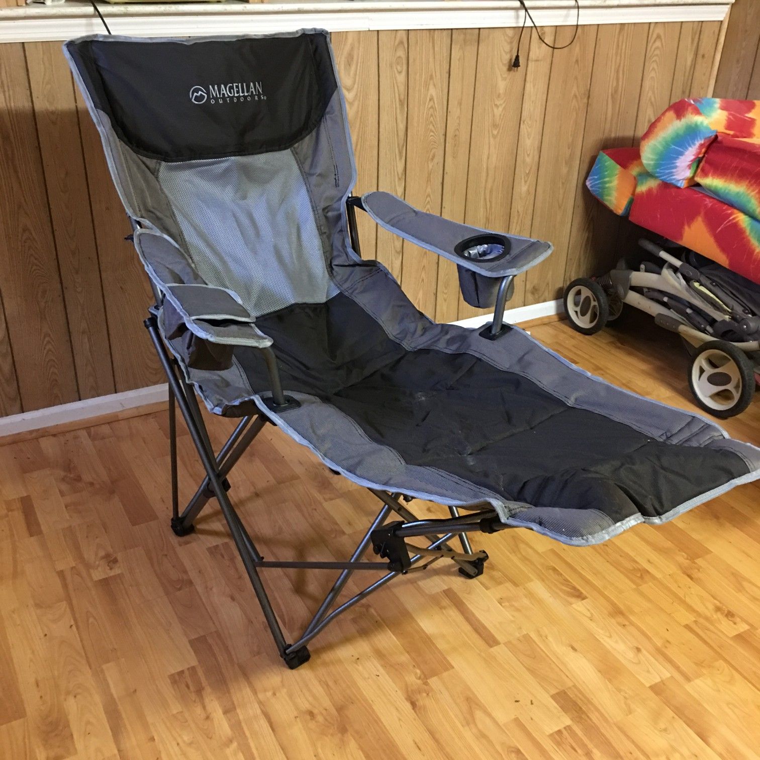 magellan oversized collapsible recliner for Sale in Greer SC
