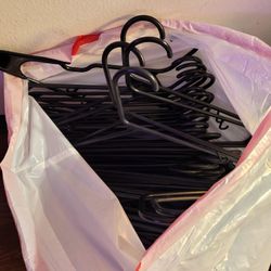 75+ Black Plastic Coat Hangers 
