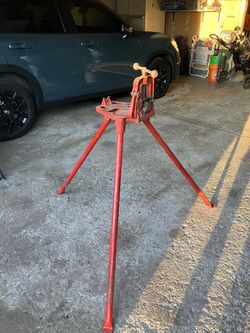 Pipe vise