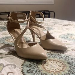 Size 6 Nude High Heels
