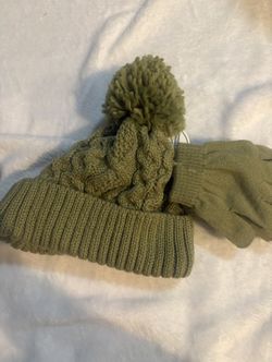 Toby & Me Green Knitted Pom-Pom Hat & Gloves Set Recycled