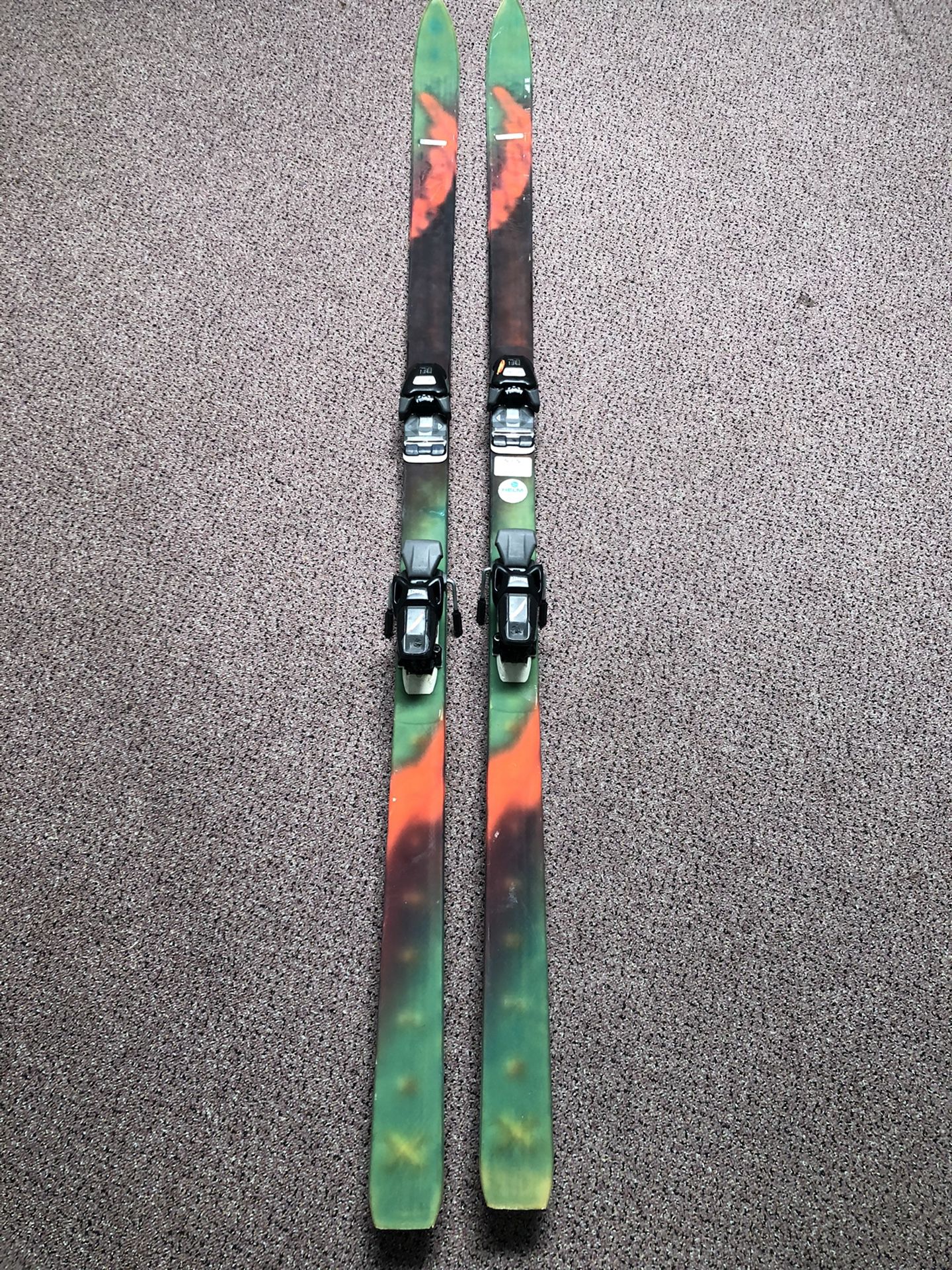 Used Downhill Skis