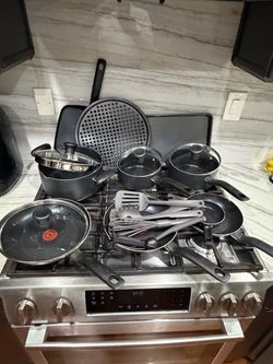 T-fal 20 piece cooking set