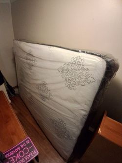 Brand new queen size mattress