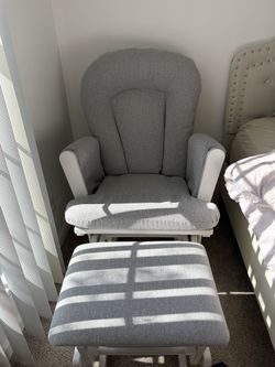 Nursery Glider Rocking Chair with Matching Gliding Ottoman