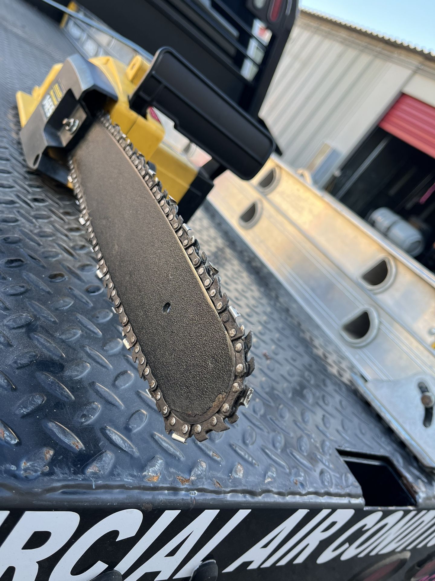 14ES electric chainsaw 14”