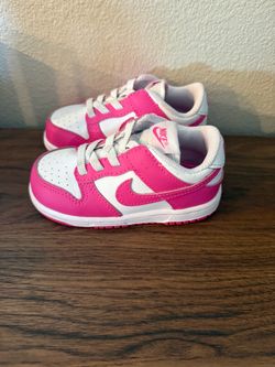 Toddler pink/white dunks size 7c