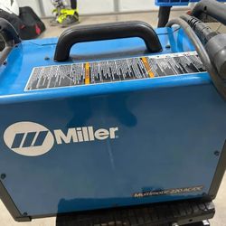 Miller-Multimatic 220