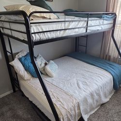 Metal Bunkbed With Mattresses 