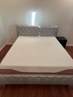 PrimaSleep 12” King Memory Foam Mattress – Multi-Layer I-Gel Foam + 【FREE Bed Frame】