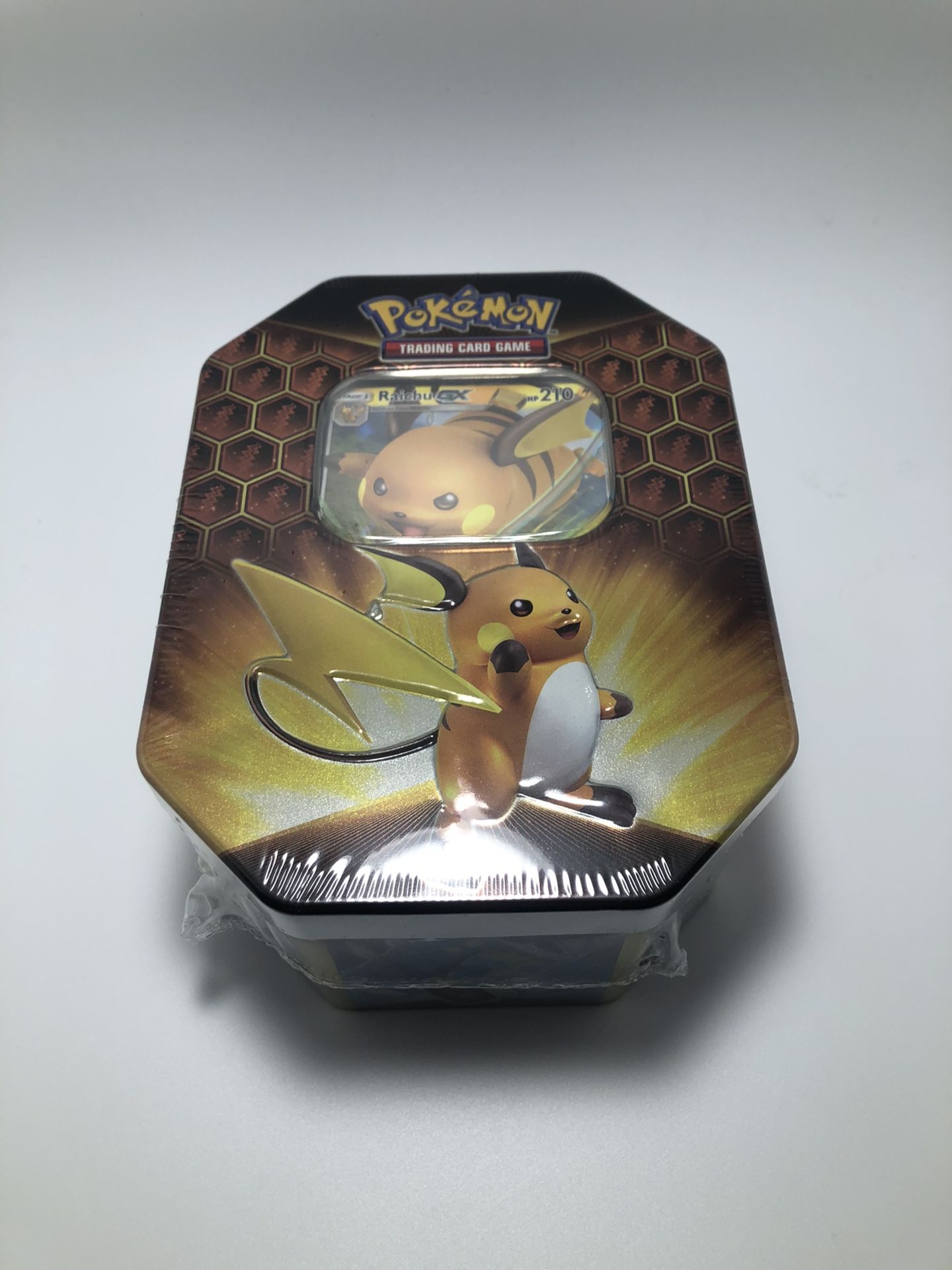 Pokémon Hidden Fates Raichu Tin