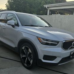 2020 Volvo Xc40