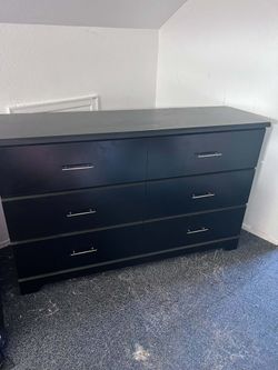 Dresser great condition