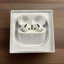 AirPods 4  (NOISE CANCELLATION).!!