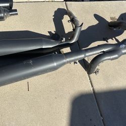 Harley Davidson Touring Vance And Hines True Dual Exhaust 