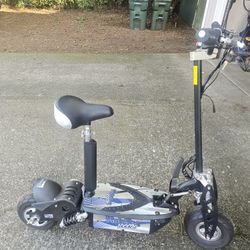 Puzey Design Electric Scooter