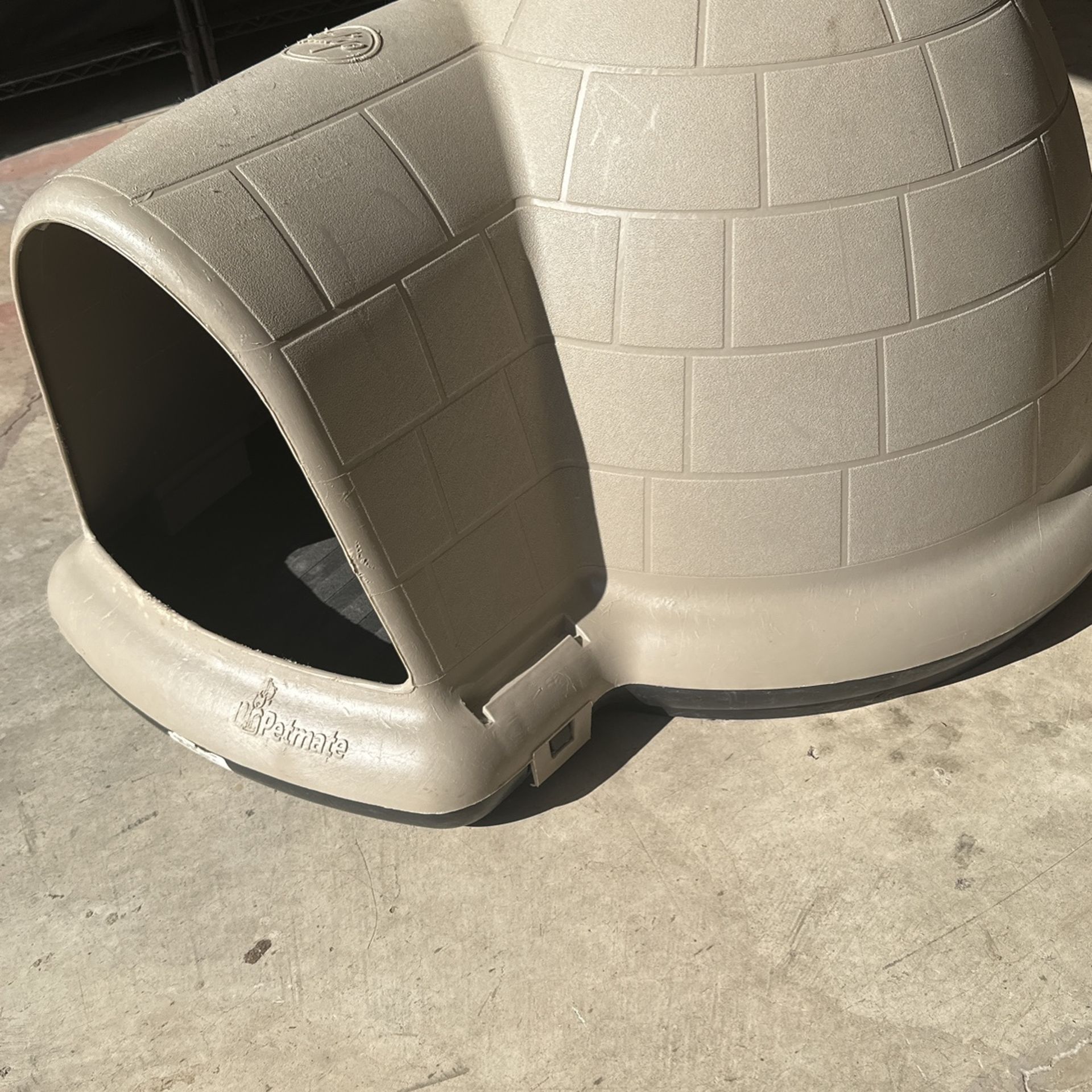 Petmate Indigo Igloo Style Dog House for Sale in Sherwood OR