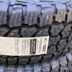 Brand New LT275/70r18’s
