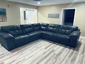 Free sectional
