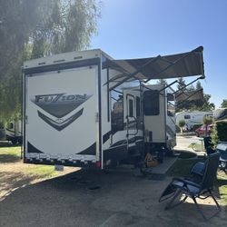 2014 Keystone Fuzion Toy Hauler