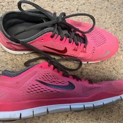 Nike Woman’s Shoe 